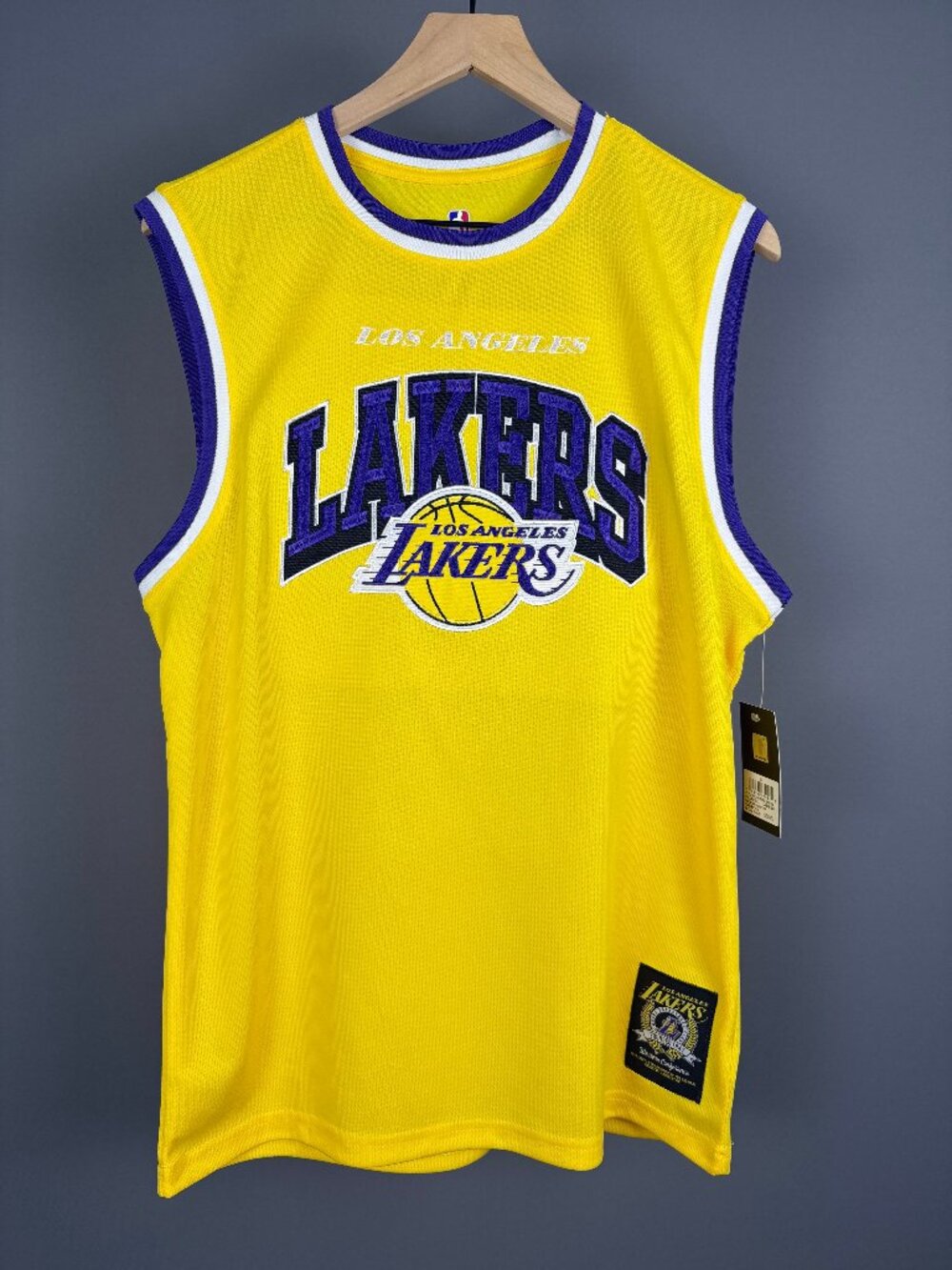 Los Angeles Lakers Buck Up Tank Top Men’s M Yellow NBA NWT